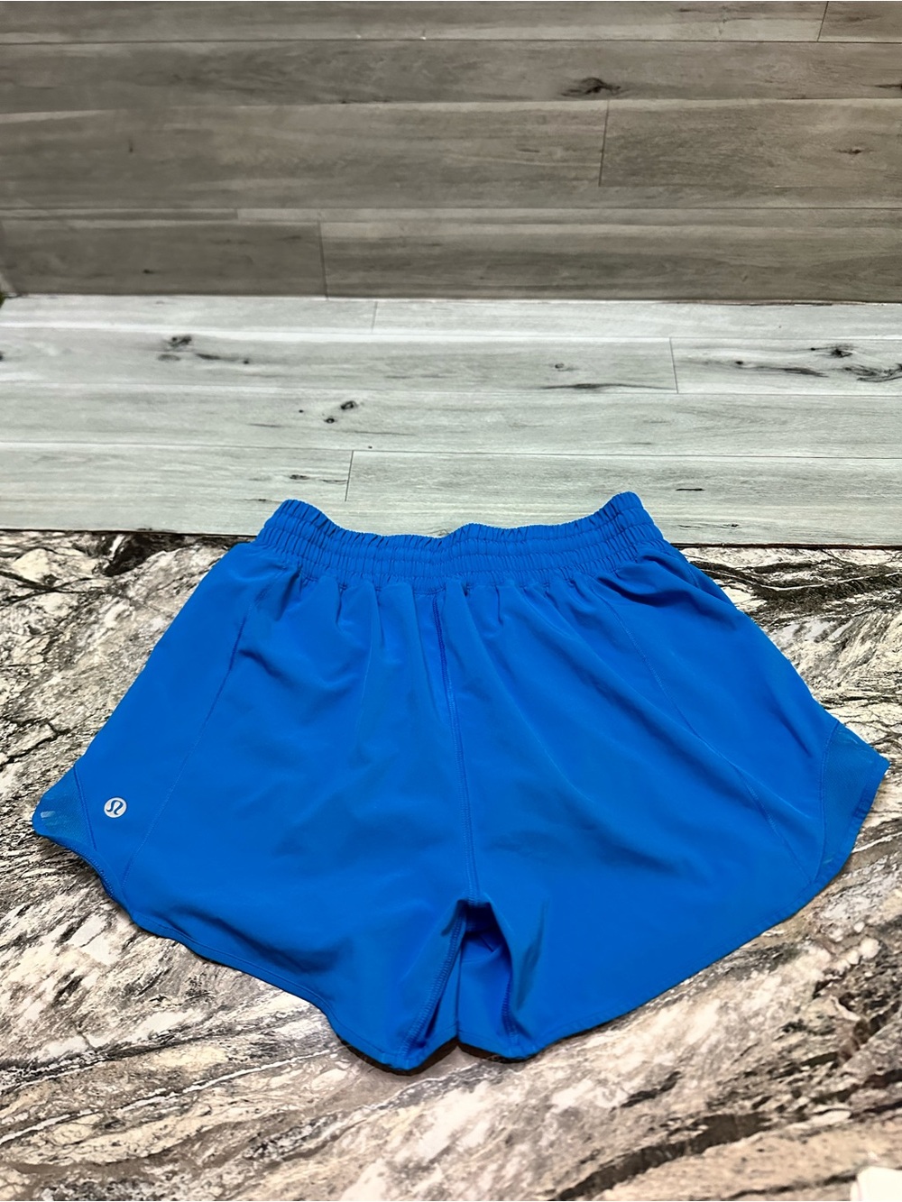 lululemon athletica Women's Electric Blue Athletic Shorts size 6 - Picture 5 of 11